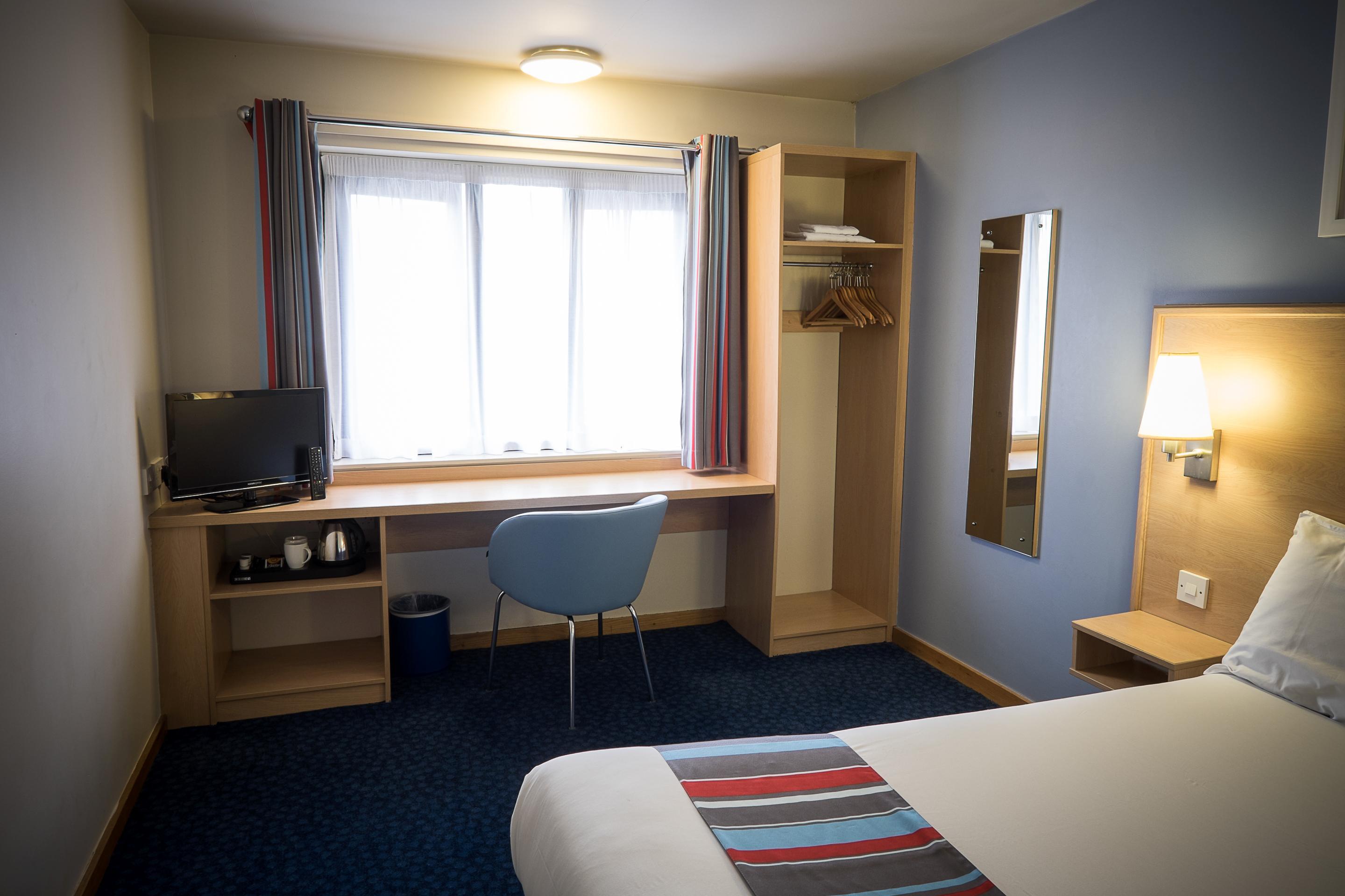 Travelodge Уотърфорд Екстериор снимка