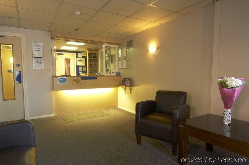 Travelodge Уотърфорд Екстериор снимка